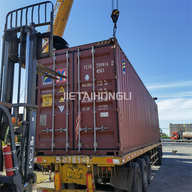 Döner sondaj cihazları için önemli aksesuarlar olan sondaj aletleri satışa sunuluyor. 6